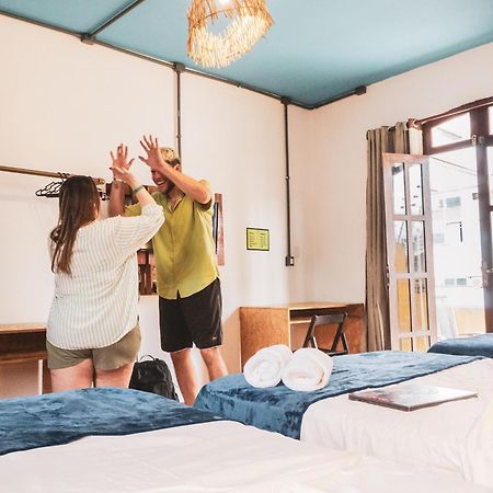 Local Hostel Манаус Екстер'єр фото